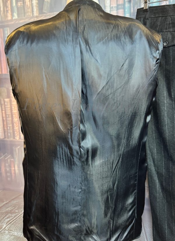Beautiful Heavyweight Chalkstripe 3 piece Suit Chest 40"/102cm. Waist 32"/81cm  (PKMCH40) - Image 11