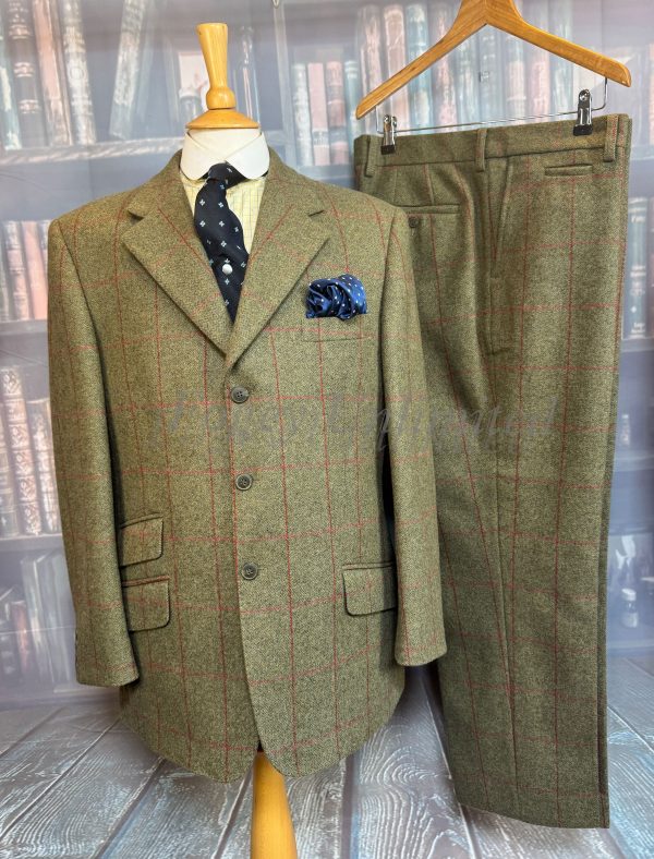 Alan Paine Heavyweight 2 Piece Tweed Suit Chest 42"/107cm. Waist 38"/97cm waist (Ref:AP42)