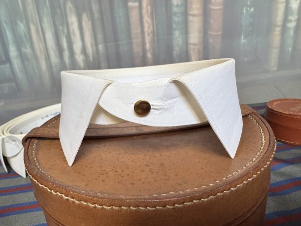 Brand New Old Store stock Starched Stiff Detachable Collar. Style New Windsor. Size 15 1/2" - Image 3