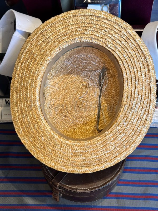 A Vintage Gentleman's Straw Boater Hat with Black Band. Size Approx 7 1/4 UK (BHBF) - Image 5