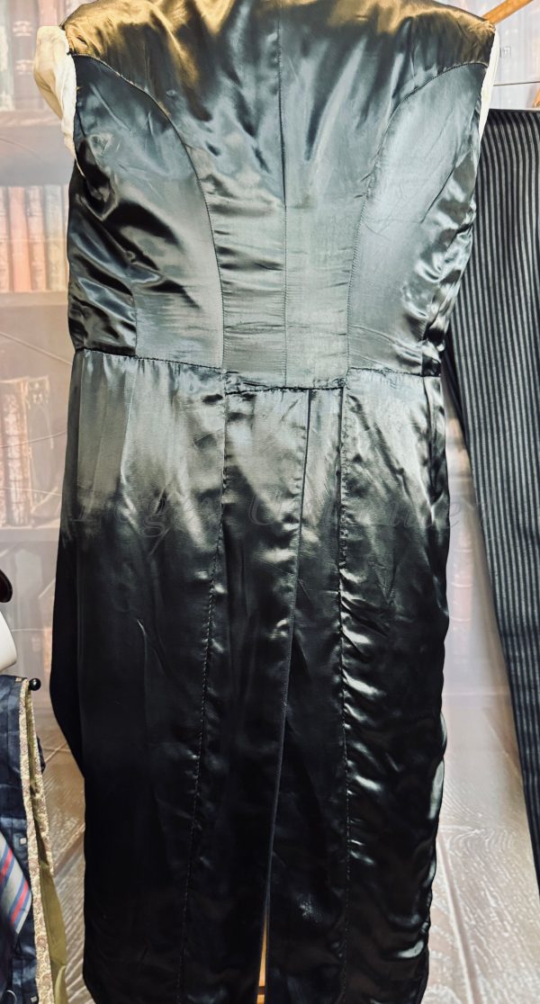 Vintage Burtons Stroller / Formal wear Tailcoat Suit  41C/34W/33L (BTTR41C) - Image 10