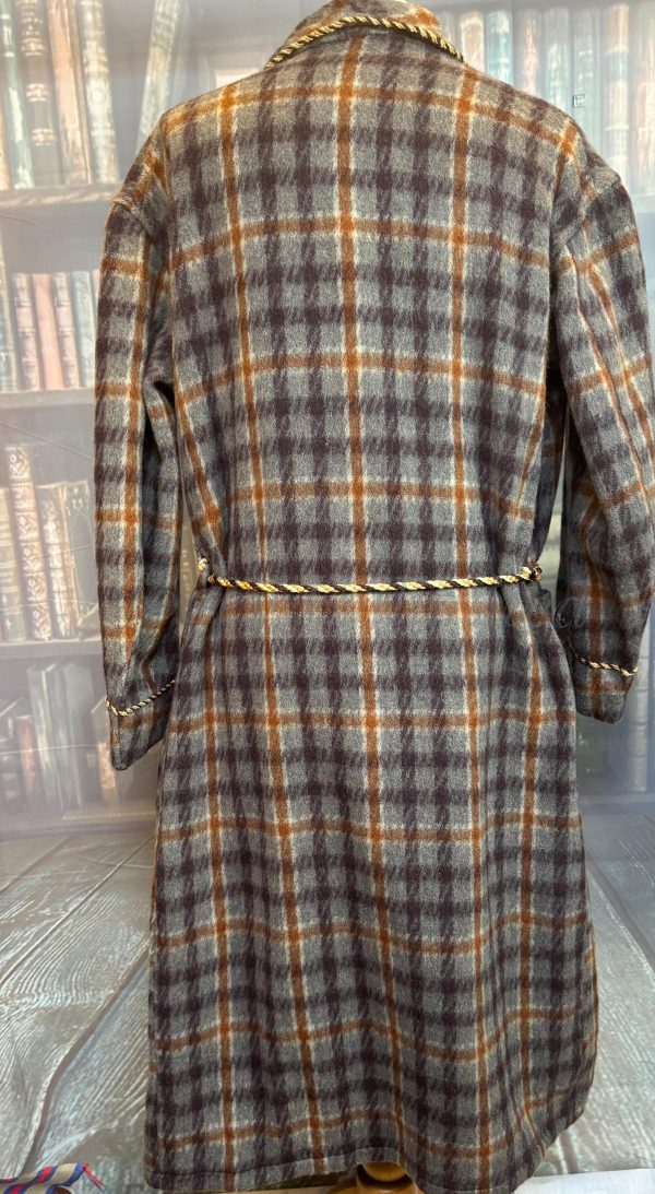 Wonderful Vintage Dressing Gown. Wool. Size Large  approx 42"/107cm Chest (Ref:DG42G) - Image 5