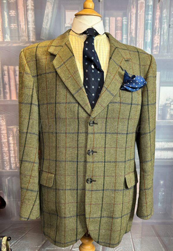 A Lovely Tweed Jacket by Hassons Dungiven  42R /107cm Chest (BB42H)