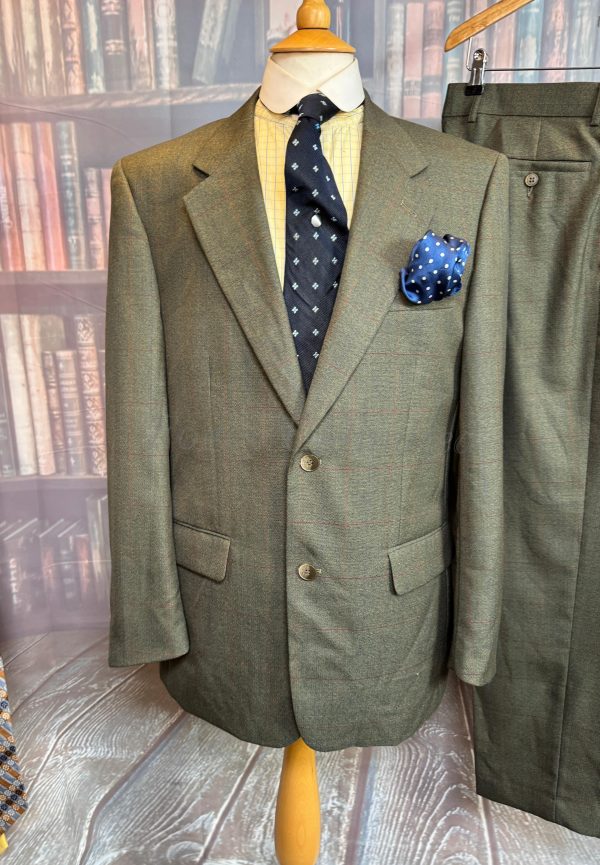 Brook Taverner 2 Piece Lightweight Suit.  40C/35W/32L (PKBT40) - Image 3