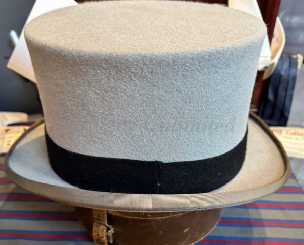 Vintage Grey Top Hat by Moss Bros Size 7 1/4" (MS714) - Image 4