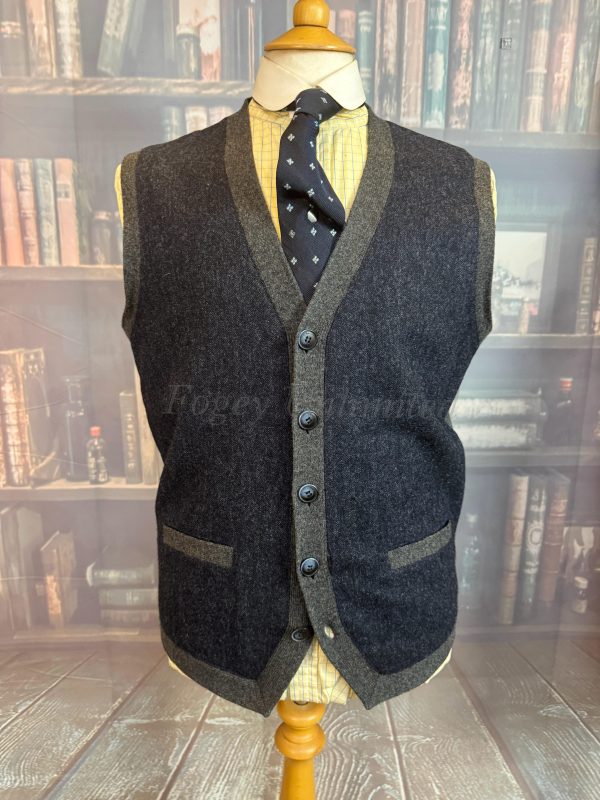 Hackett Heavyweight Knitted Wool Sleeveless Waistcoat/Cardigan/Vest Large Chest 42"/107cm (Ref:WCPRH)