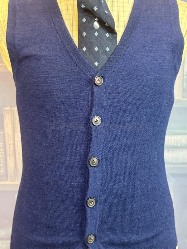 William Hunt Fine Knitted Wool Sleeveless Waistcoat/Cardigan/Vest Small Chest 38"/97cm (Ref:WCSE)