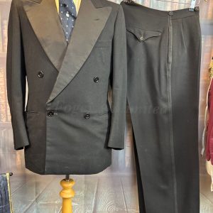 Vintage 3 Piece Tuxedo Dinner Suit  38C/34W/31L (DSCH38)