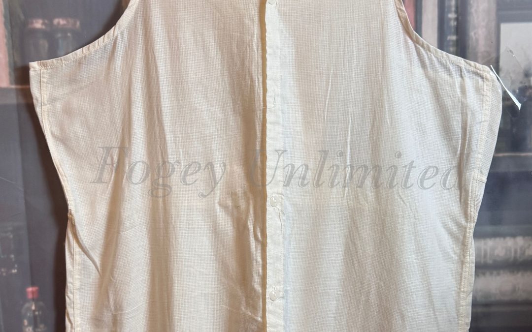 Vintage NOS Bentone Athletic “Summer” Union Suit. Lightweight. short arms and legs. 44″ Chest