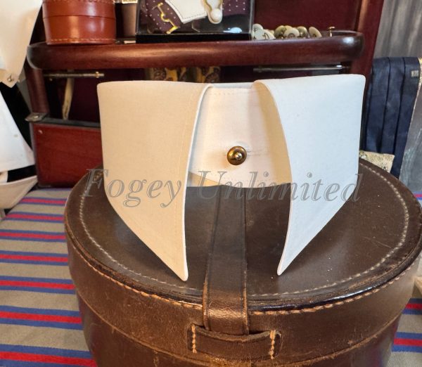 Brand New Old Store stock Spearpoint style  Detachable Collar. Harvie & Hudson . Size 16 1/2"