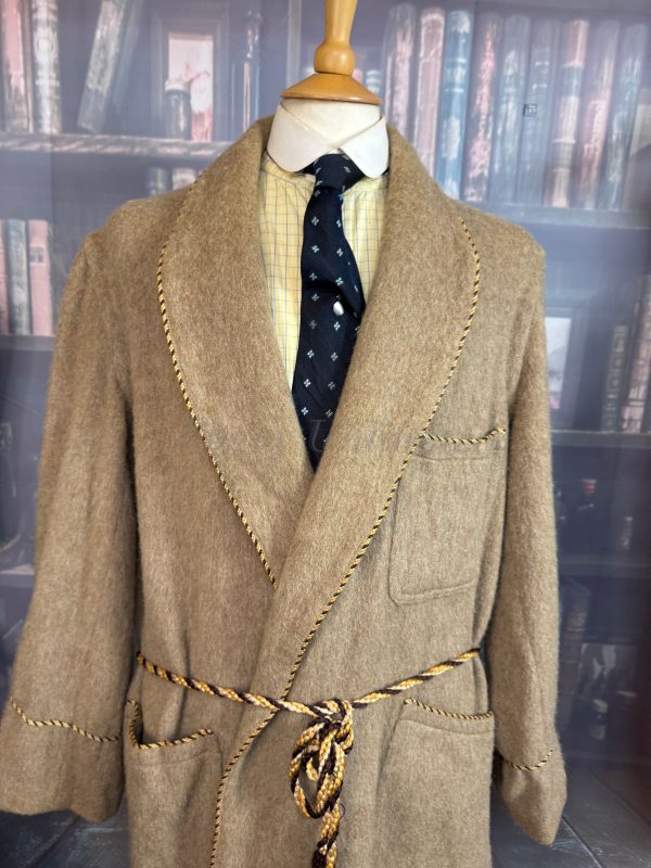 Wonderful Vintage Dressing Gown. Wool. Size  X Large 42-44"Chest (Ref:CRE) - Image 4