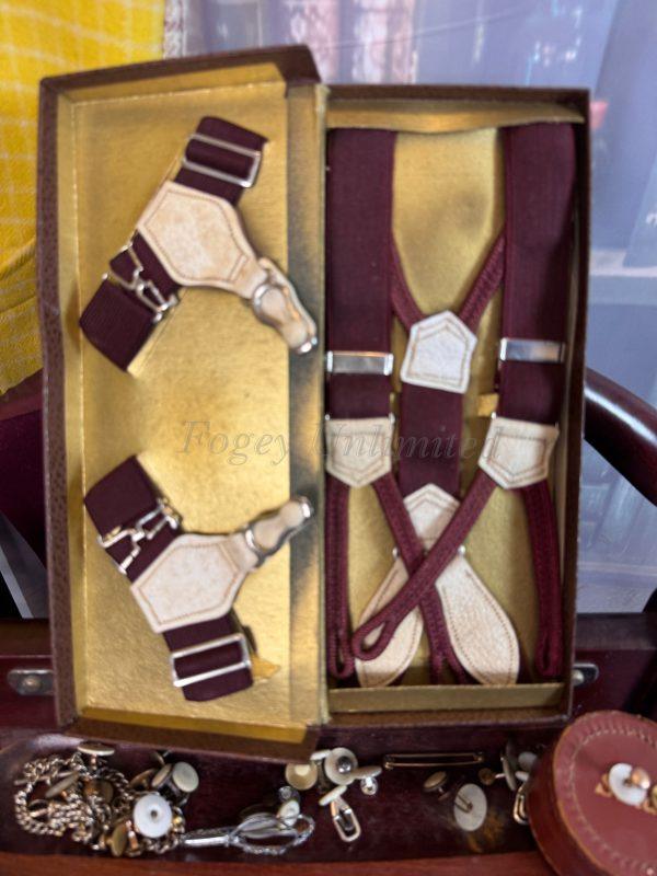 Vintage Gentleman's Accessory Set. Braces and matching Sock Suspenders. Ultra rare. Burgundy - Image 2