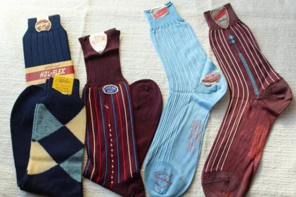 Vintage Gentlemans Socks Various Style and Colours. One Pair - Image 2