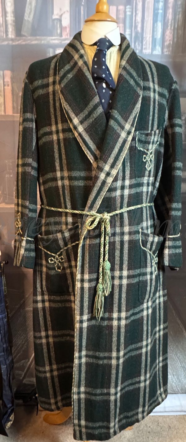 Wonderful Vintage Dressing Gown. Wool. Size Large 40-42"Chest (Ref:GREN42) - Image 5