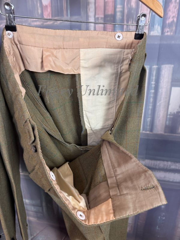 Vintage Bespoke 4 Piece Tweed Suit 41"Chest /36waist. (Ref: ATMcG) - Image 4