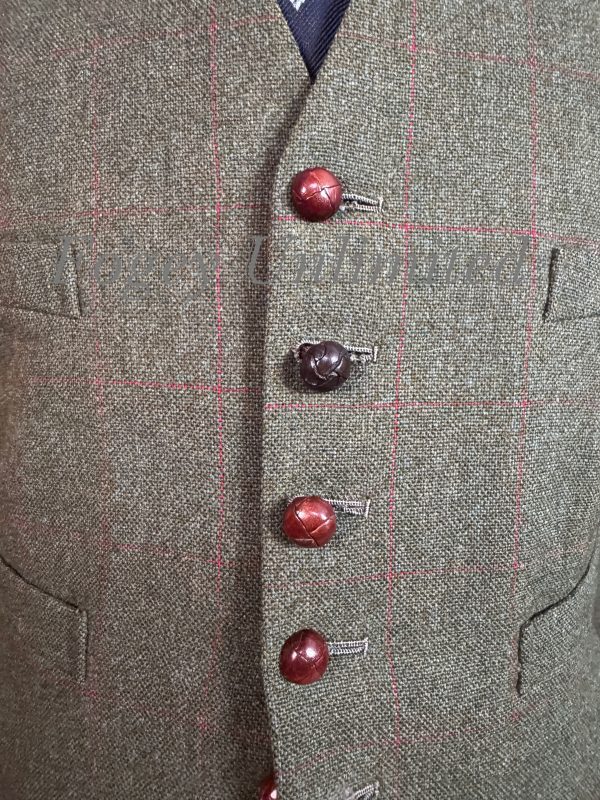 Vintage 1965 Bespoke Super Heavyweight Green Tweed Suit 38chest /34waist. (JCD38) - Image 9