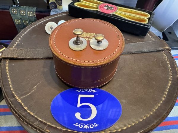 Vintage Front and Back Collar Studs for Collarband Detachable collar Tunic Shirts (One Pair) (Ref:R) - Image 6