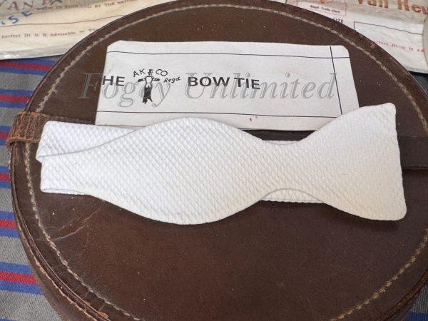 A Vintage Self tie Bow Tie for your Formal Attire (BT2)