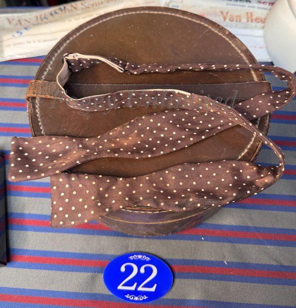 A Vintage Self tie Bow Tie for your Traditional look (BT22)
