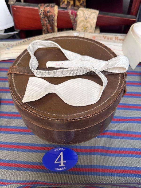 A Vintage Self tie Bow Tie for your Formal Attire (BT4)