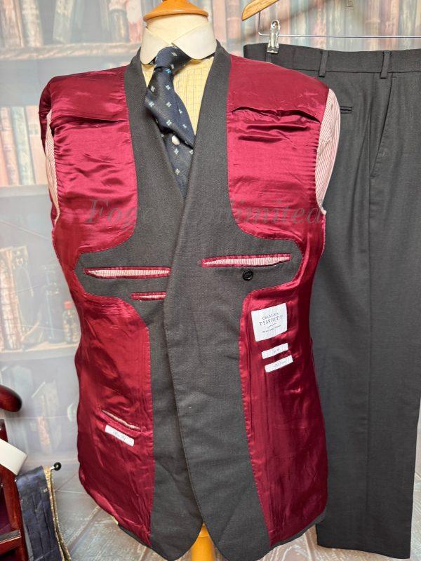 Traditional Charles Tyrwhitt 3 Piece Suit 44"Chest /38" waist. (Ref: PKCT) - Image 4