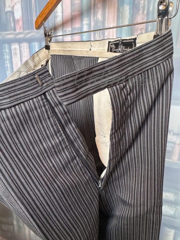 Vintage Moss Bros. 3 Piece Formal Stroller  Suit 44"Chest /38" waist. (Ref: PKMOSS) - Image 3