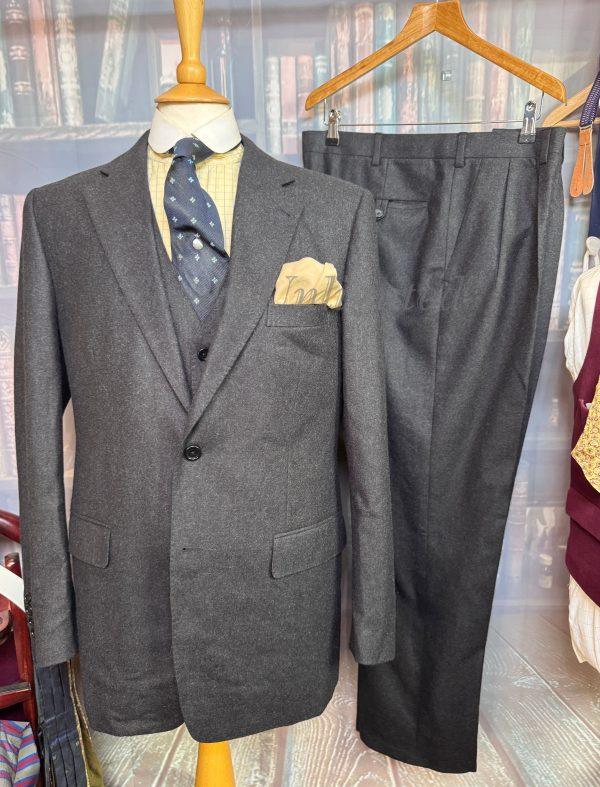 Vintage Bespoke Almost Black 3 Piece Suit 42"Chest /37" waist. (Ref: PKUTD) - Image 15