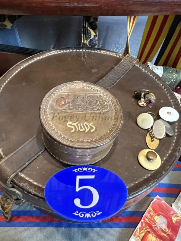 Vintage Leather Stud Box A Storage box for your Collar Studs (Ref:7) - Image 5