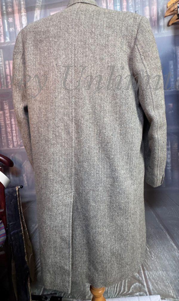Vintage Heavyweight Grey Herringbone Harris Tweed Overcoat. Amazing Vintage Item 42"/107cm Chest (PKHTC) - Image 6