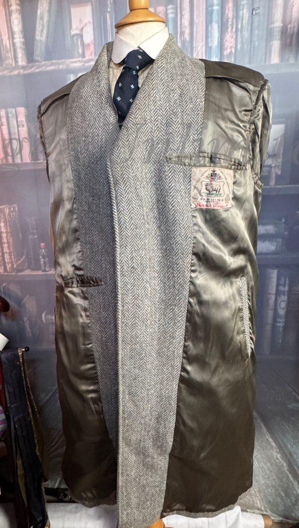 Vintage Heavyweight Grey Herringbone Harris Tweed Overcoat. Amazing Vintage Item 42"/107cm Chest (PKHTC) - Image 7
