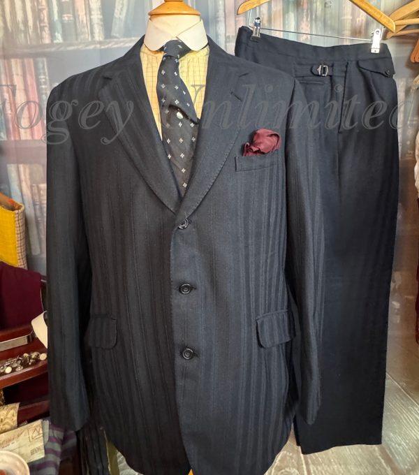 Vintage Bespoke 2 Piece Suit 42"Chest /38" waist. (Ref: PK2PC) - Image 2