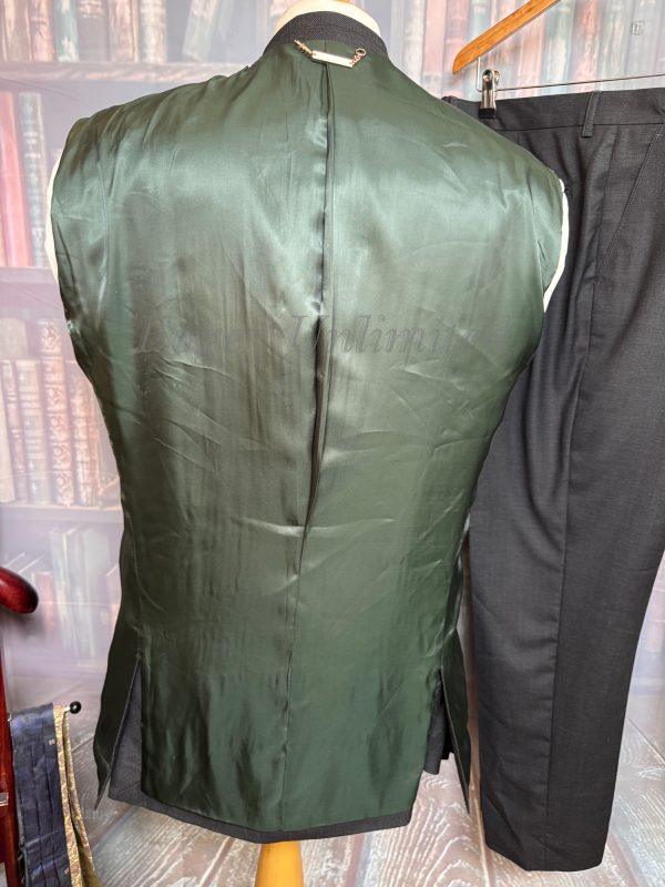 Montcrief Italian wool 3 Piece Suit  44"Chest /38" waist. (Ref: PKMONT) - Image 5