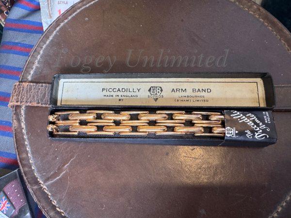 Vintage Piccadilly Gold Plated Sprung Link Traditional Armbands/Sleeve Garters. new in Box - Image 8