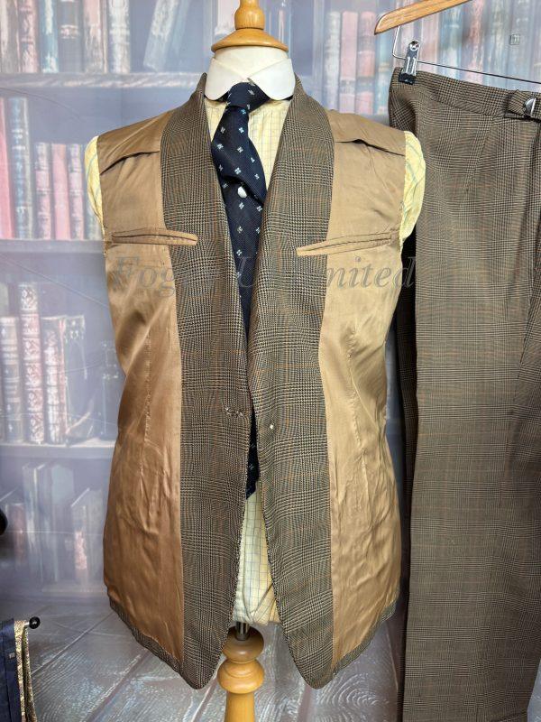 Vintage Bespoke Johns & Pegg 1974 2 Piece Suit 38"Chest /32" waist. (Ref: JP74) - Image 17