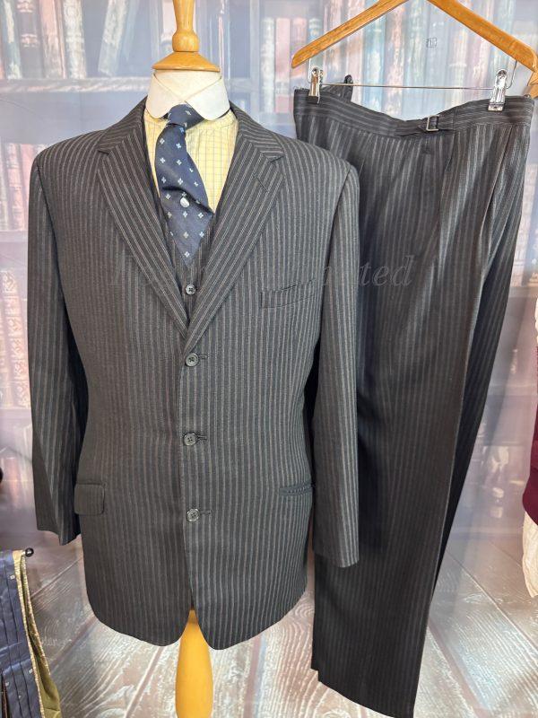 Vintage Bespoke Ruback 3 Piece Suit 1968  41"Chest /38" waist. (Ref: RUB68) - Image 21