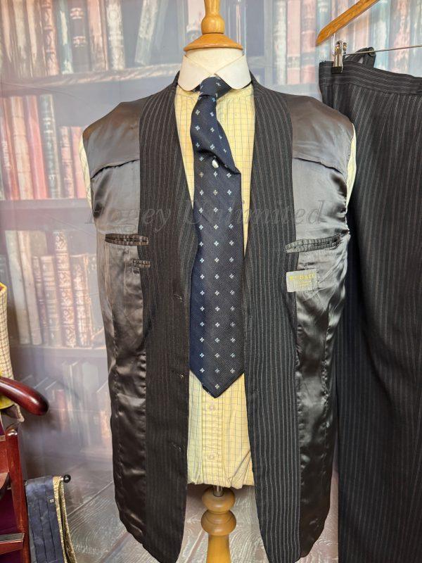 Vintage Bespoke Ruback 3 Piece Suit 1968  41"Chest /38" waist. (Ref: RUB68) - Image 12